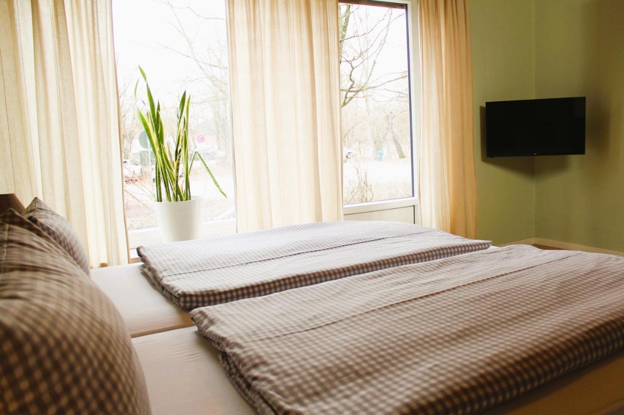 Haus Am Bach - Gemuetliche Pension Allershausen Bagian luar foto
